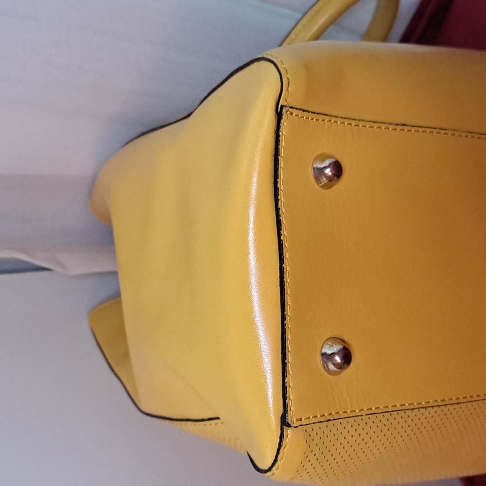 A.BELLUCCI ITALY Genuine Leather Soft Yellow Satchel/Crossbody EUC - Picture 6 of 12